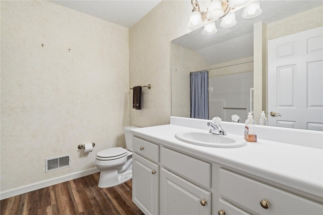 2nd Bathroom on 2nd Floor