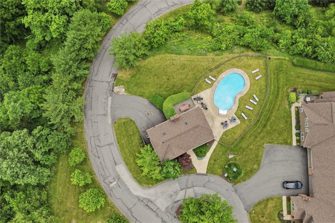 Aerial View of Clubhouse & Pool