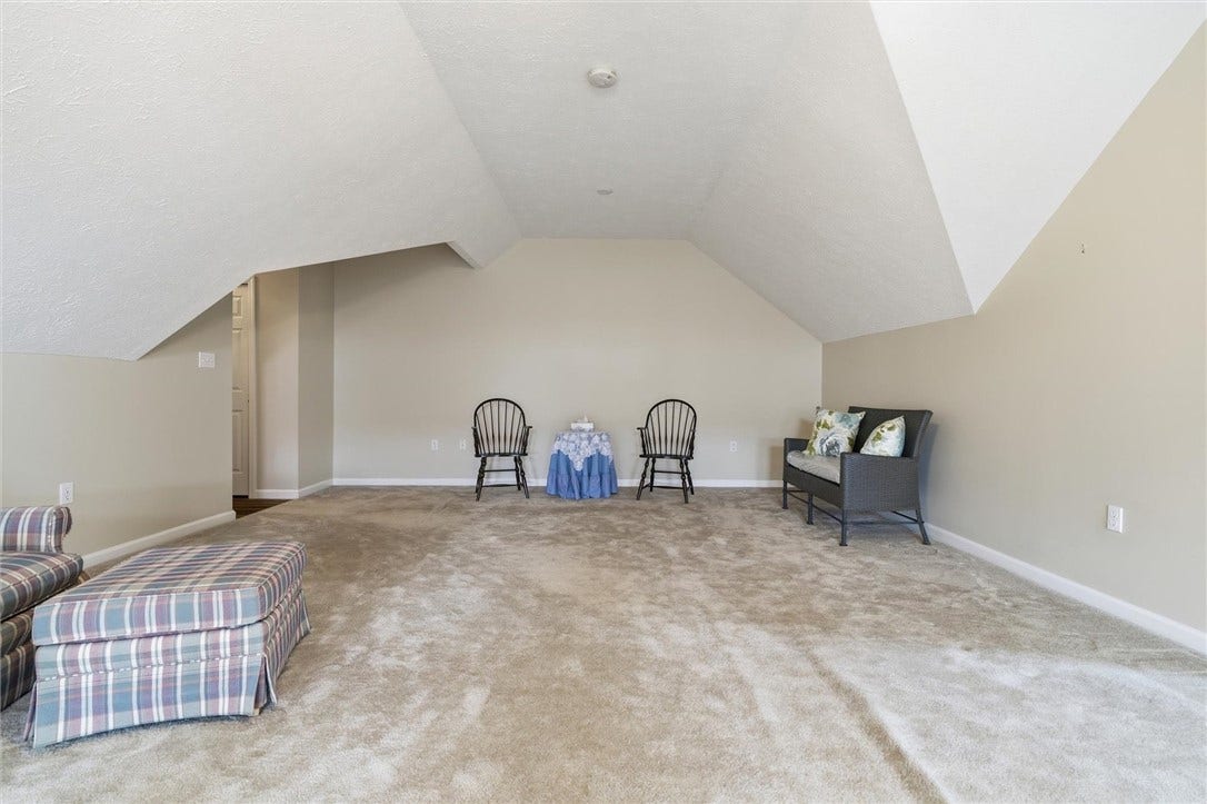 2nd Bedroom Suite