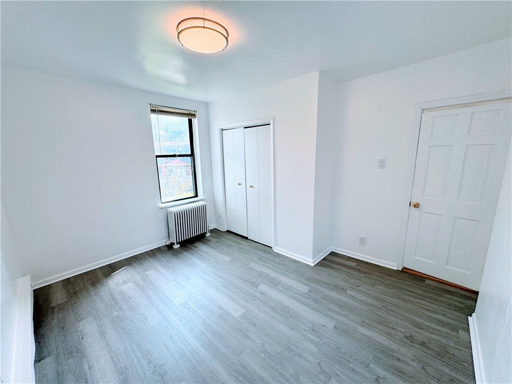 659 Maryland Ave, Shadyside, PA 15232 unit 2 bedroom 1