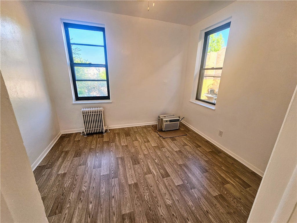 659 Maryland Ave, Shadyside, PA 15232 unit 4 bedroom 1