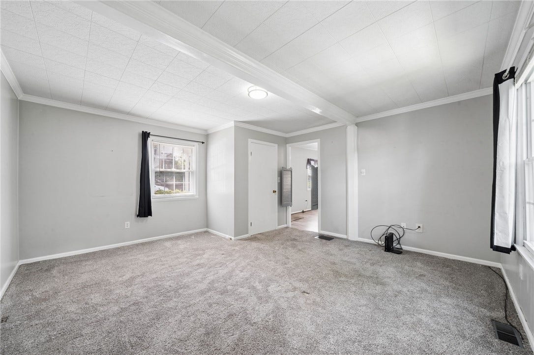 745 Sidney St, Greensburg, PA 15601