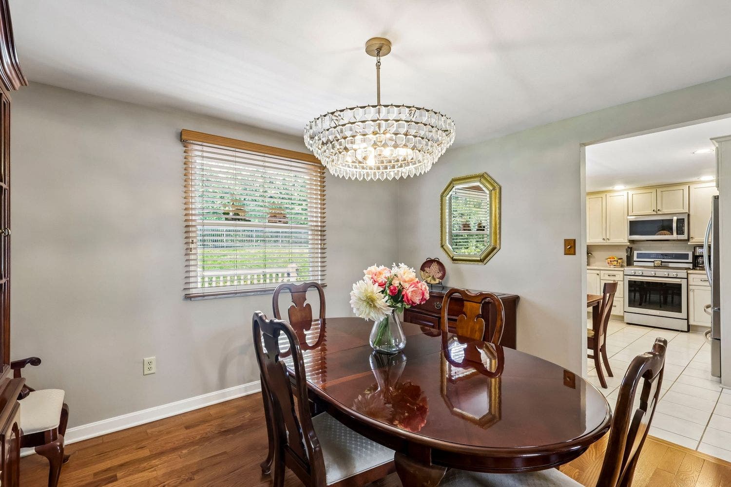 1140 Grouse Run Road, Bethel Park, PA 15102