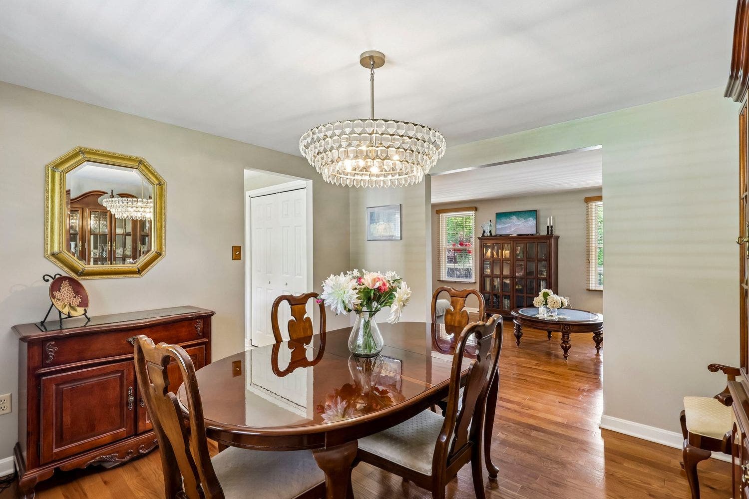 1140 Grouse Run Road, Bethel Park, PA 15102