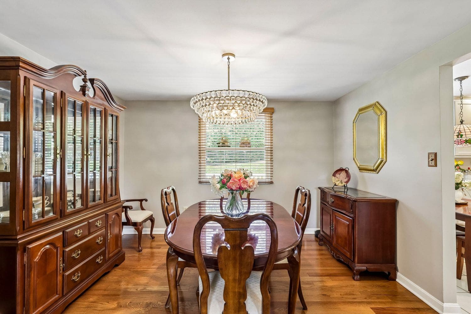 1140 Grouse Run Road, Bethel Park, PA 15102
