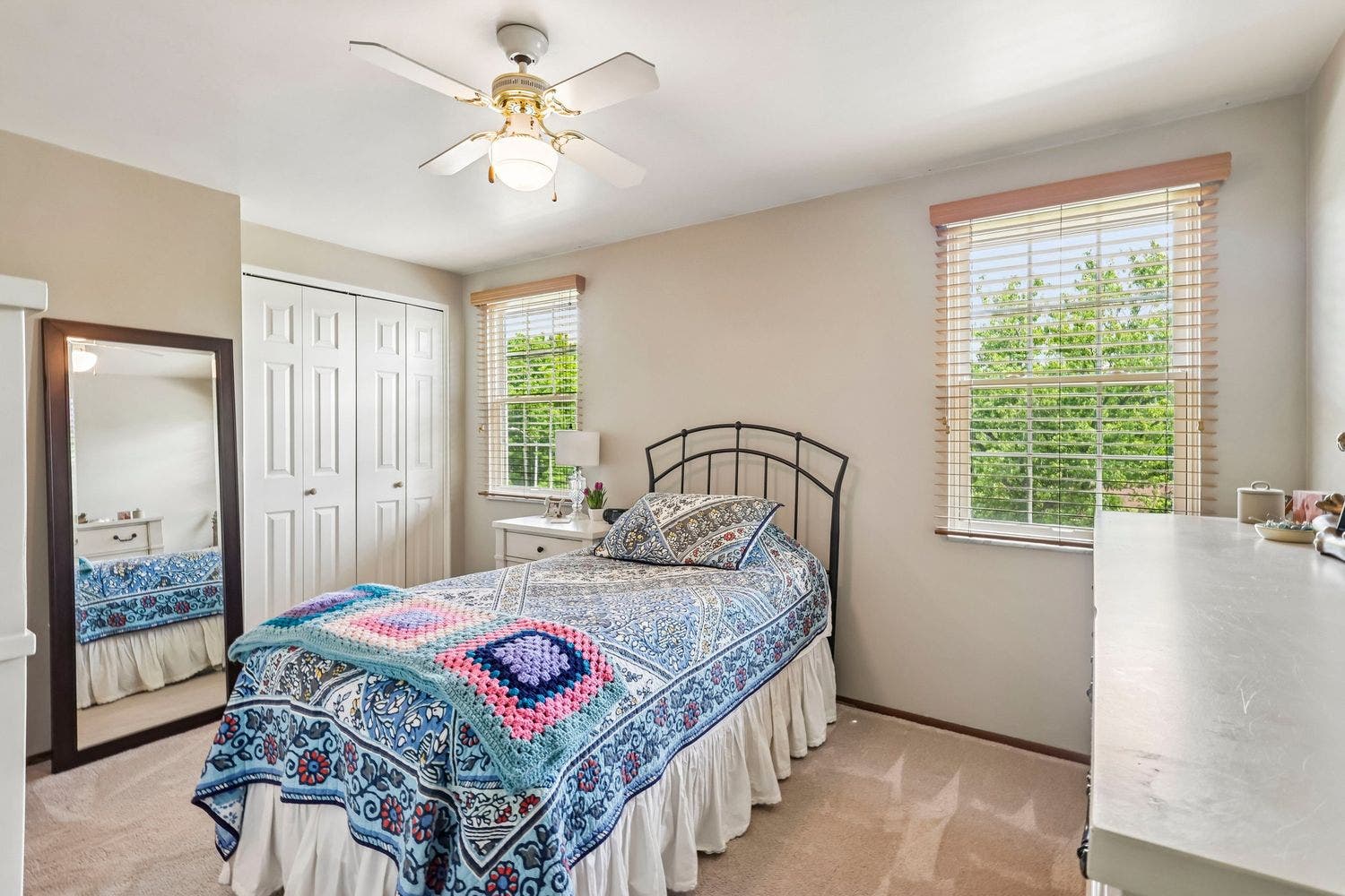 1140 Grouse Run Road, Bethel Park, PA 15102