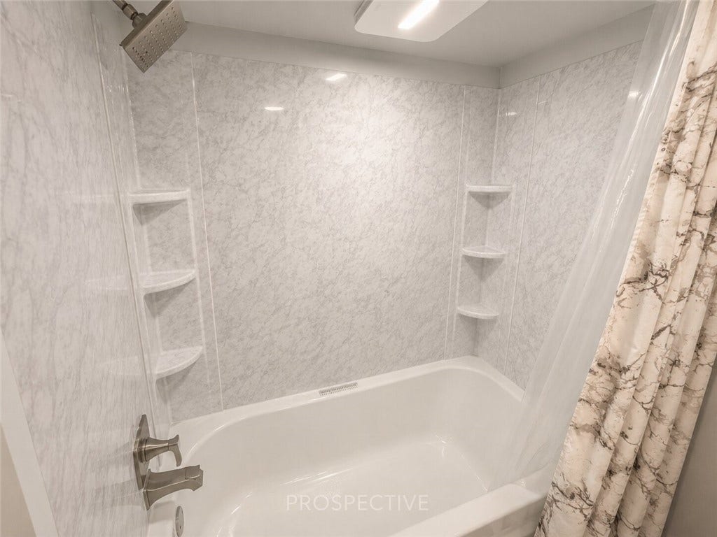 2067 Broadway Ave, Greensburg, PA 15601