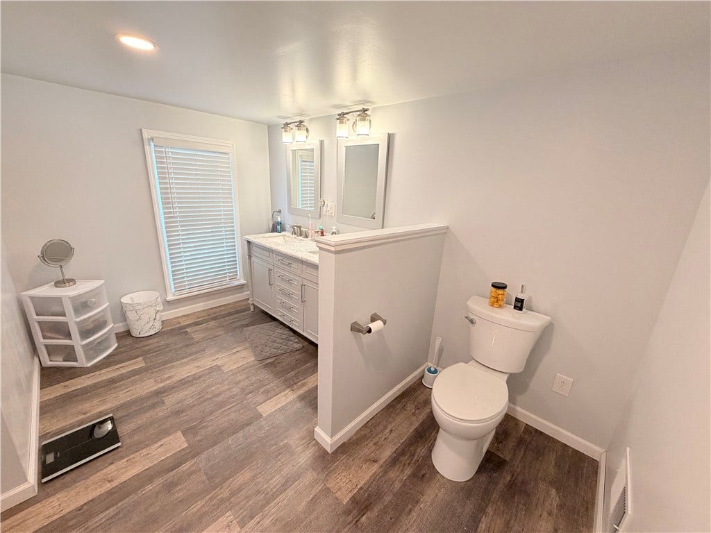 2067 Broadway Ave, Greensburg, PA 15601