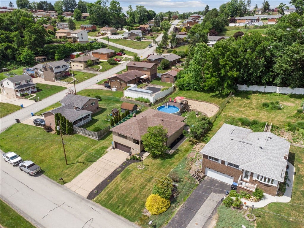 13301 Sylvia Dr, Irwin, PA 15642 13301 Sylvia Dr, Irwin, PA 15642