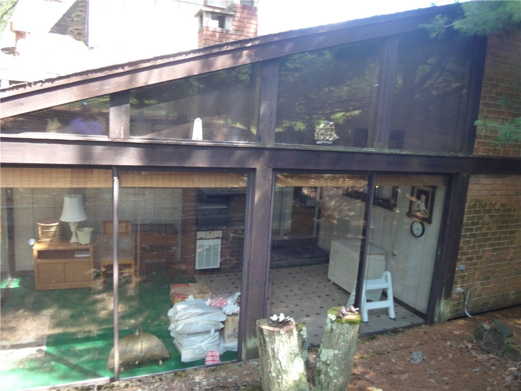 304 Bull Run Road, Brownsville, PA 15417