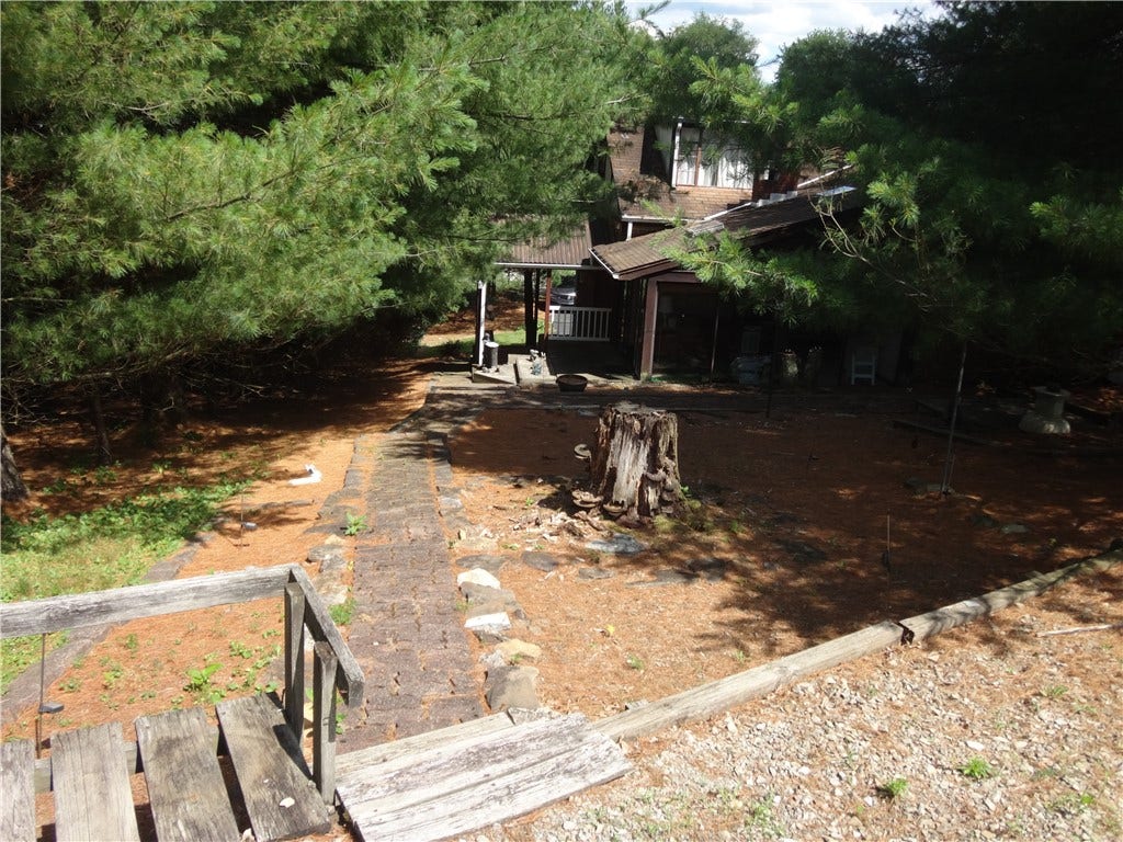 304 Bull Run Road, Brownsville, PA 15417