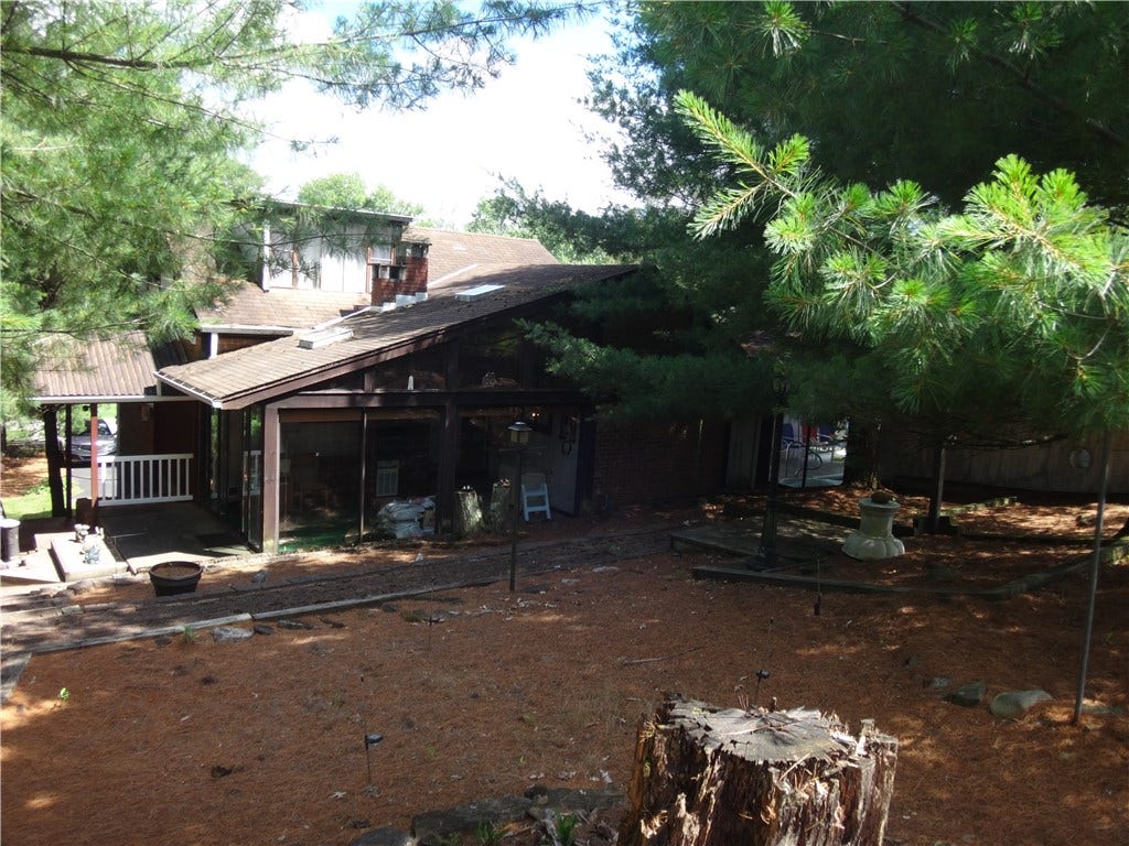 304 Bull Run Road, Brownsville, PA 15417