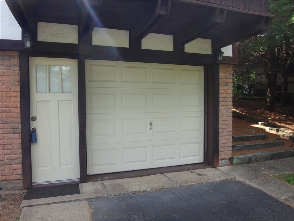 304 Bull Run Road, Brownsville, PA 15417