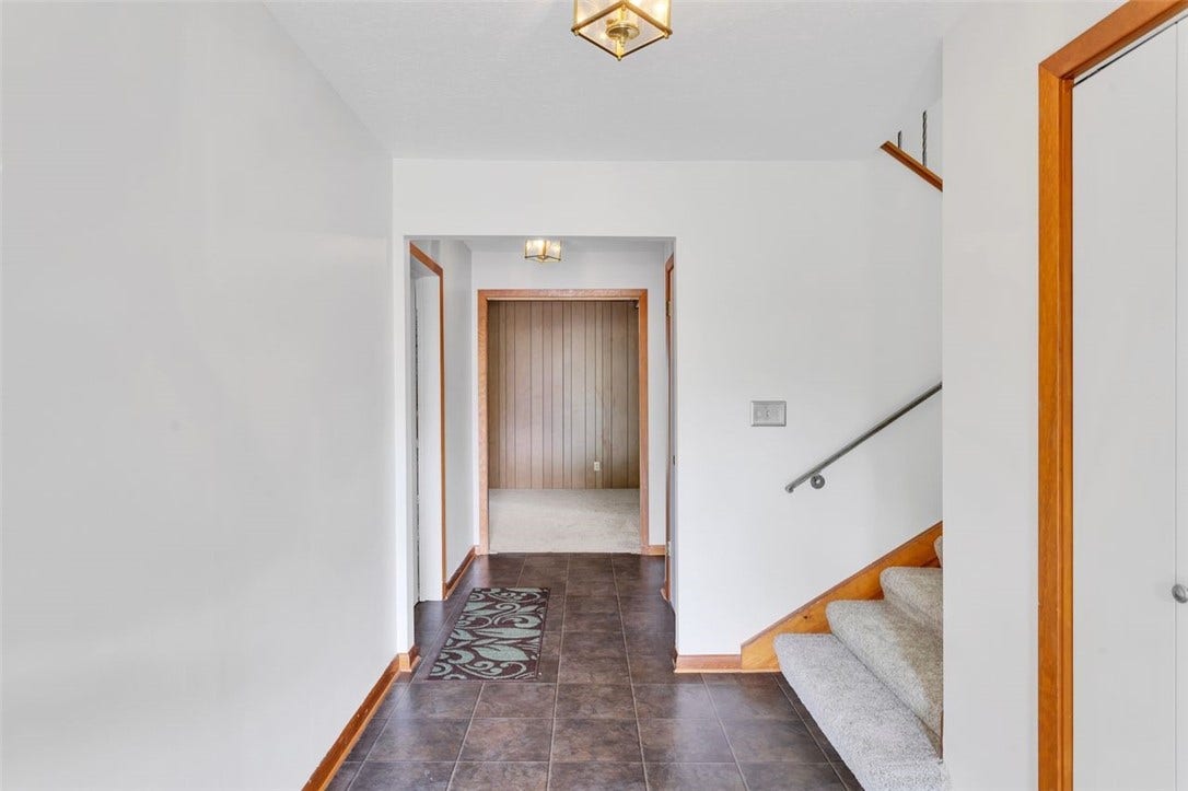 113 Heritage Hills Rd, Uniontown, PA 15401