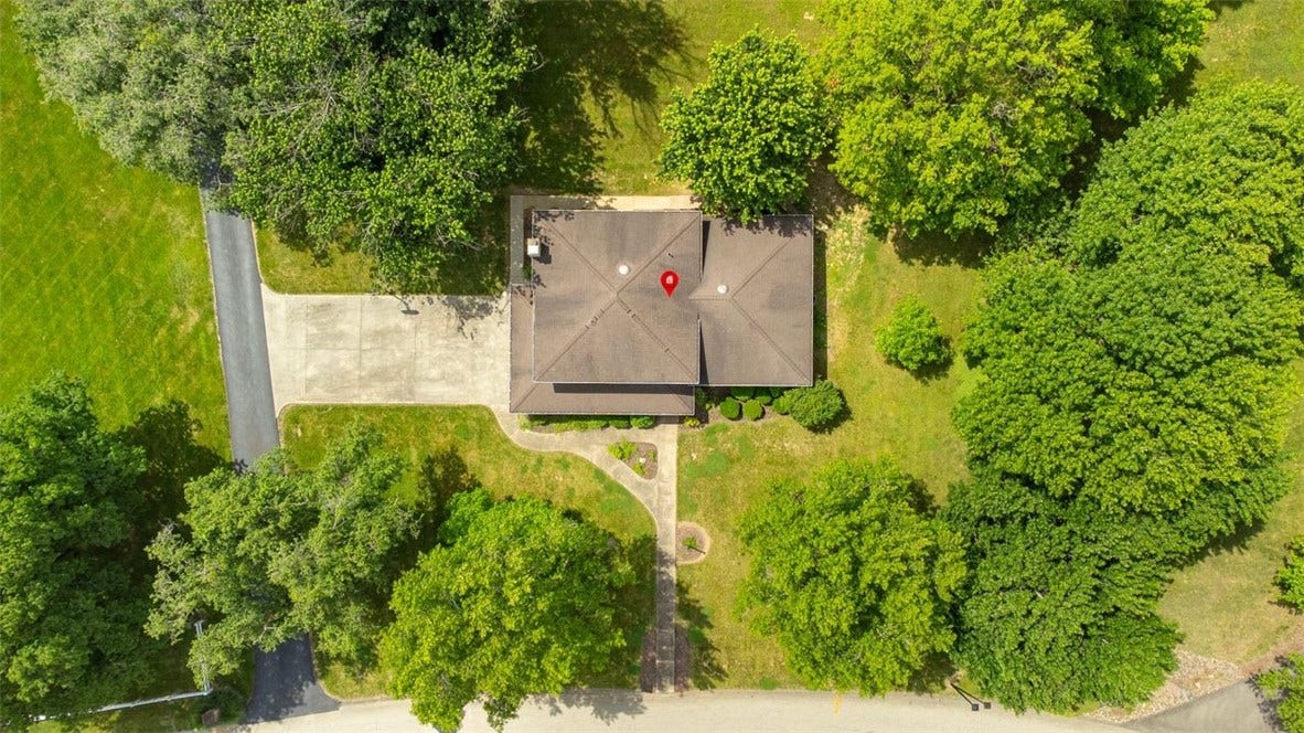 113 Heritage Hills Rd, Uniontown, PA 15401