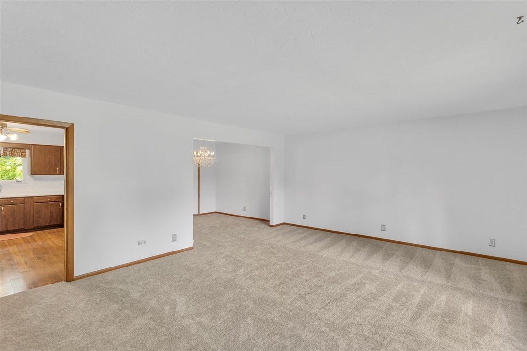 113 Heritage Hills Rd, Uniontown, PA 15401