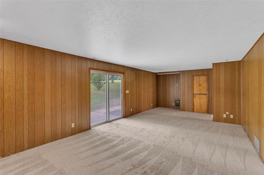 113 Heritage Hills Rd, Uniontown, PA 15401