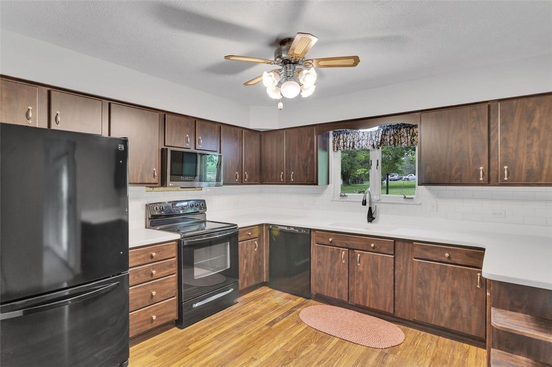 113 Heritage Hills Rd, Uniontown, PA 15401
