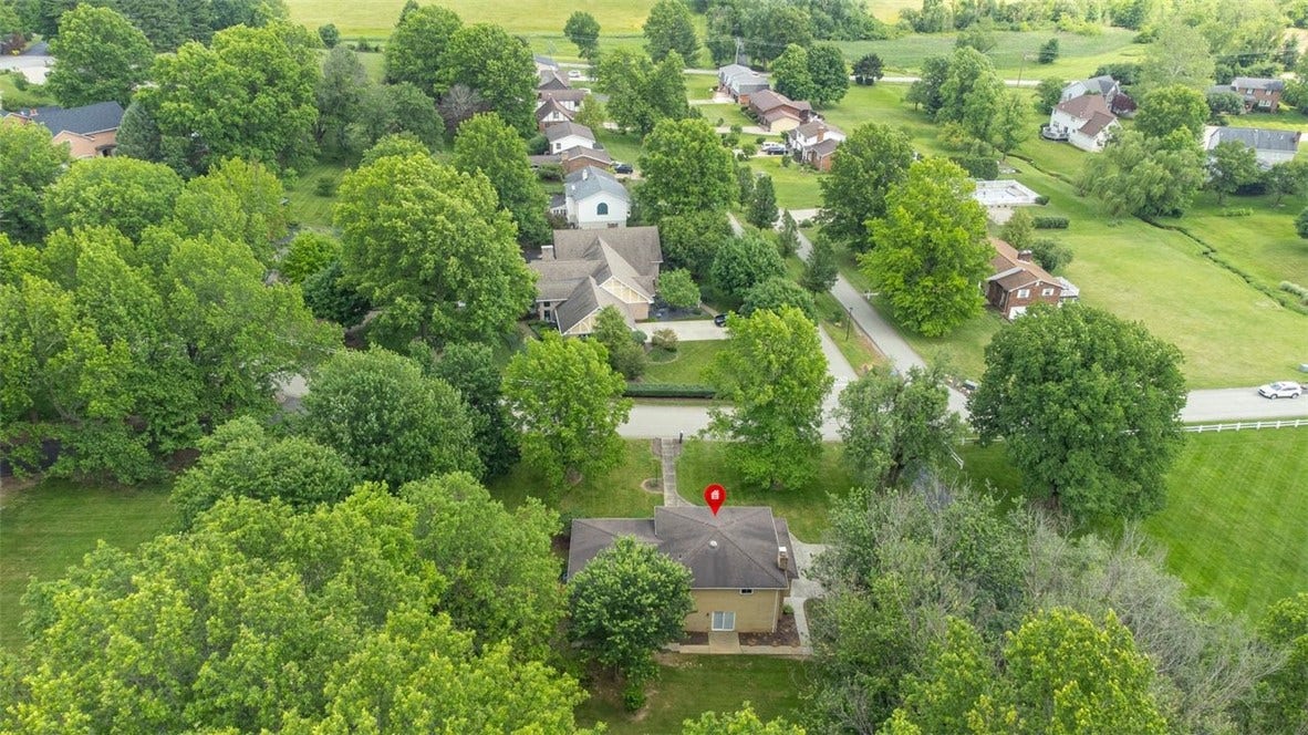 113 Heritage Hills Rd, Uniontown, PA 15401