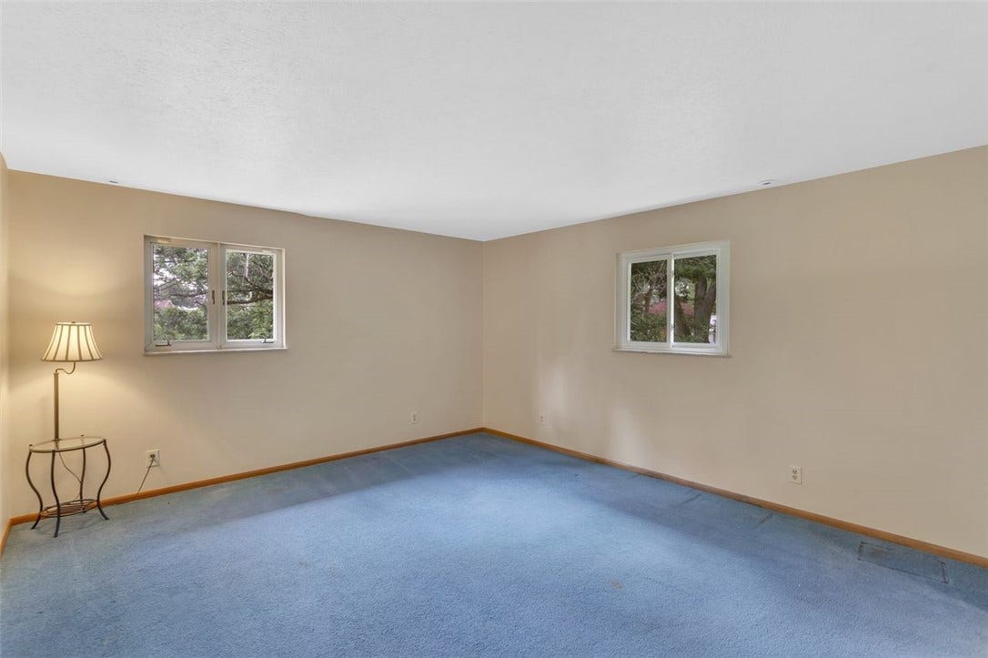 113 Heritage Hills Rd, Uniontown, PA 15401