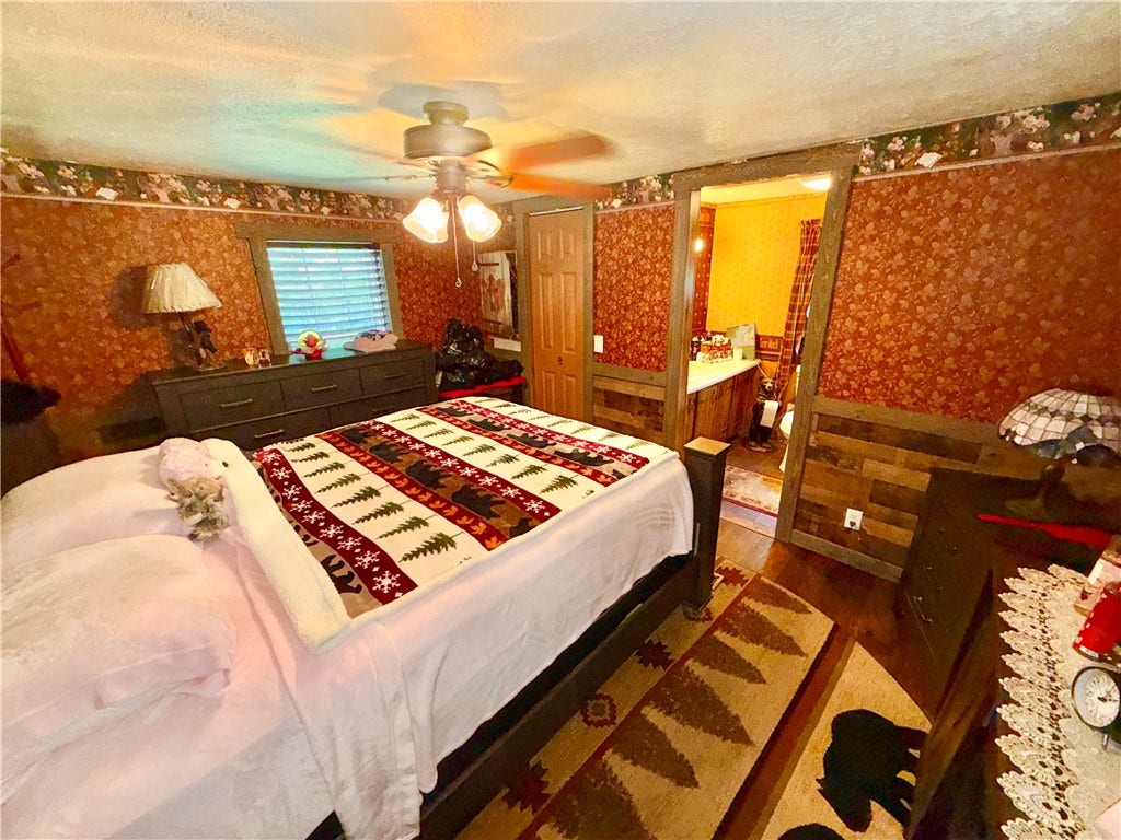 286 Willow Grove Road, Masontown, PA 15461