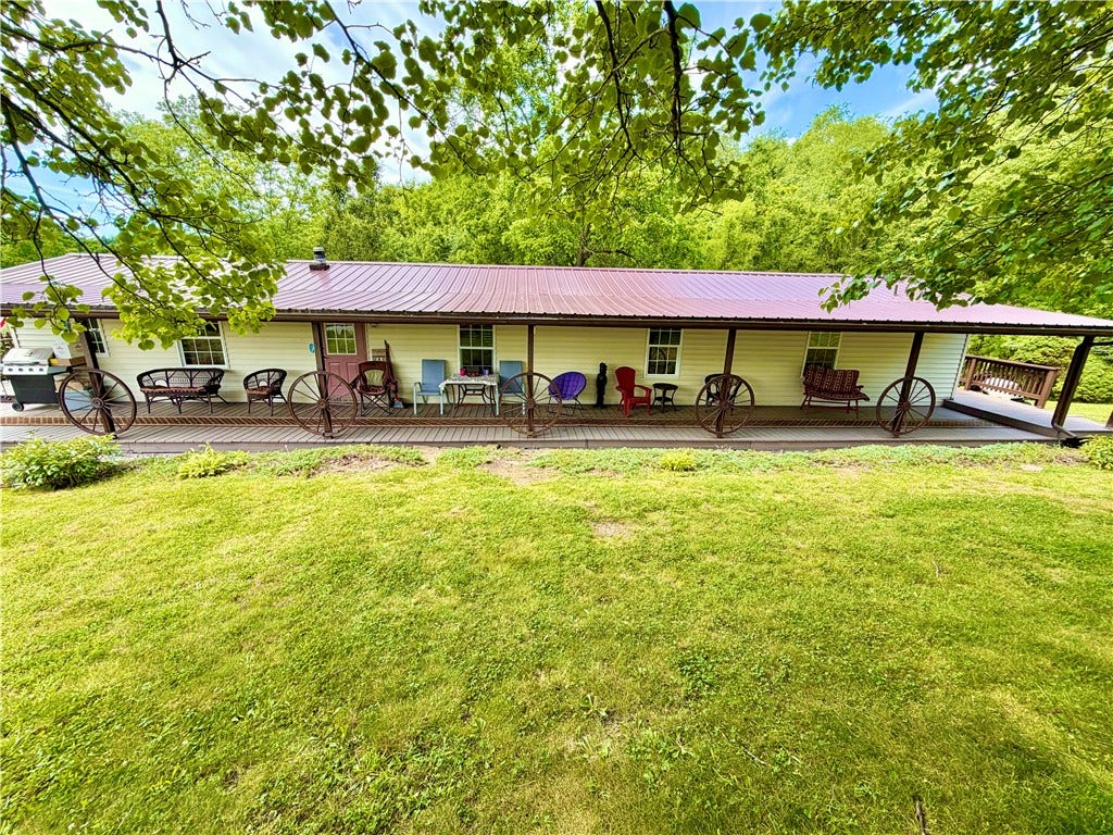 286 Willow Grove Road, Masontown, PA 15461