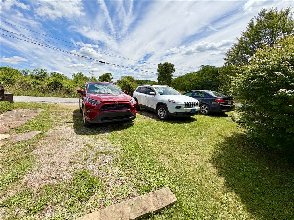 286 Willow Grove Road, Masontown, PA 15461