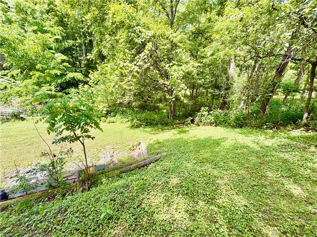 286 Willow Grove Road, Masontown, PA 15461