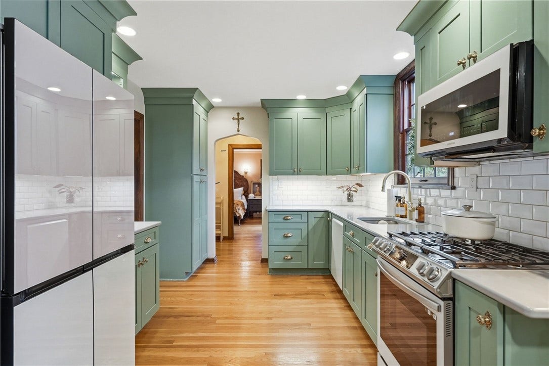 3108 Hillcrest Road, Bethel Park, PA 15102