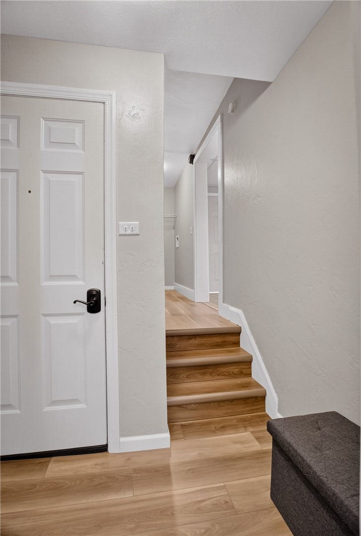 156 May Ave, Washington, PA 15301