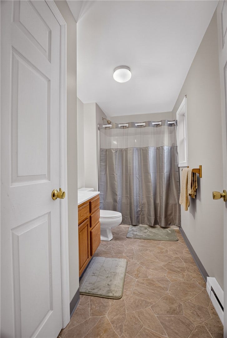 156 May Ave, Washington, PA 15301