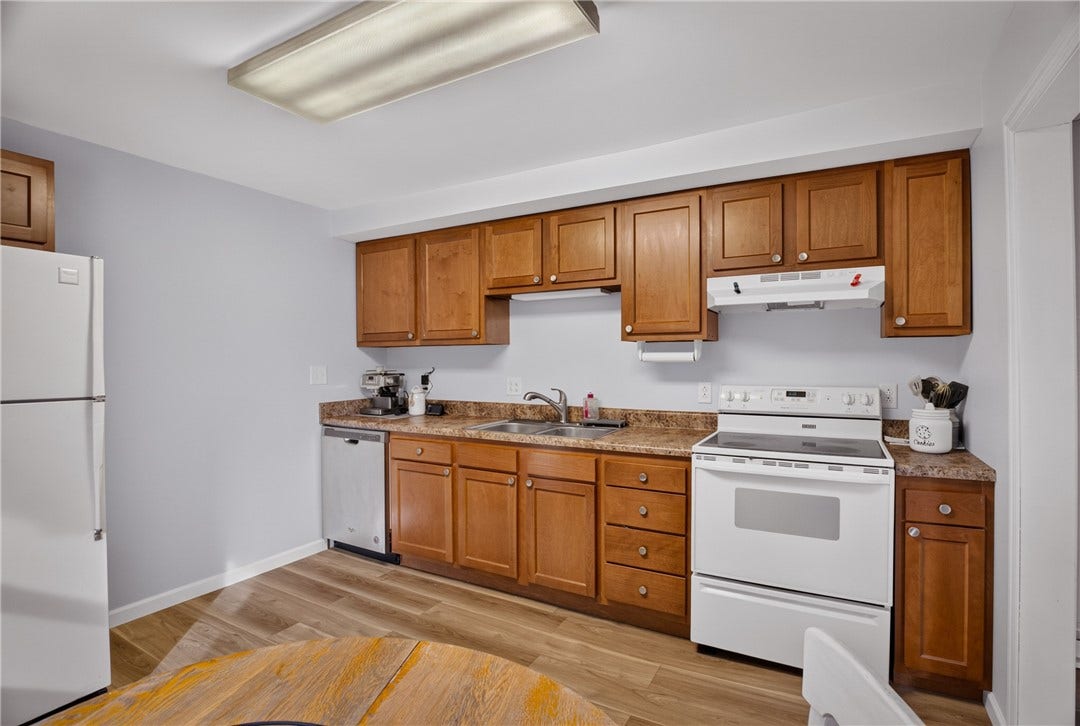 156 May Ave, Washington, PA 15301