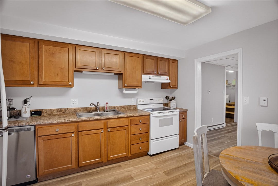 156 May Ave, Washington, PA 15301