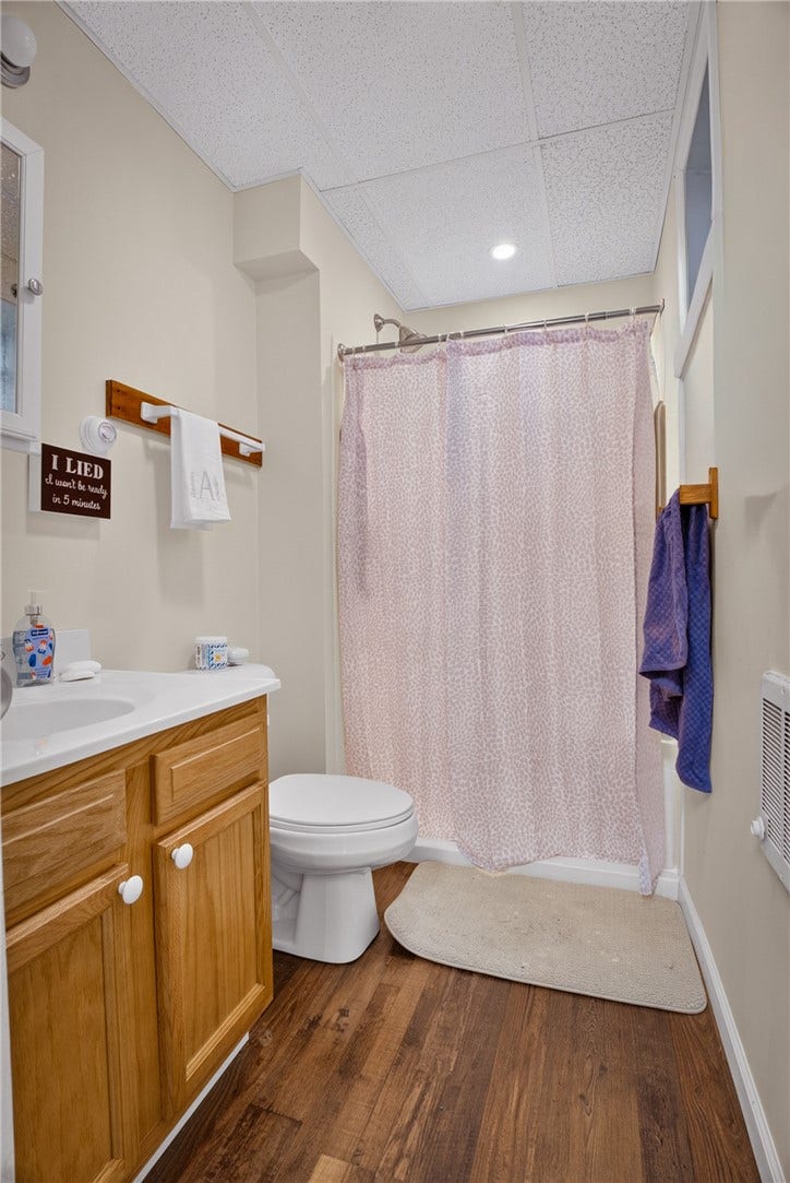 156 May Ave, Washington, PA 15301