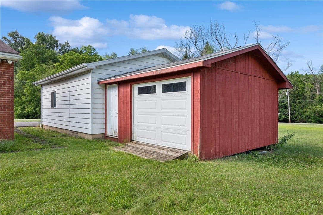 441 Moccasin Hollow Road, Mount Pleasant, PA 15666