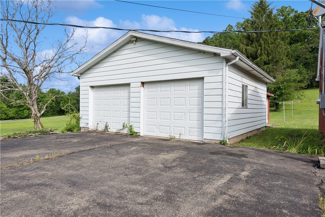 441 Moccasin Hollow Road, Mount Pleasant, PA 15666