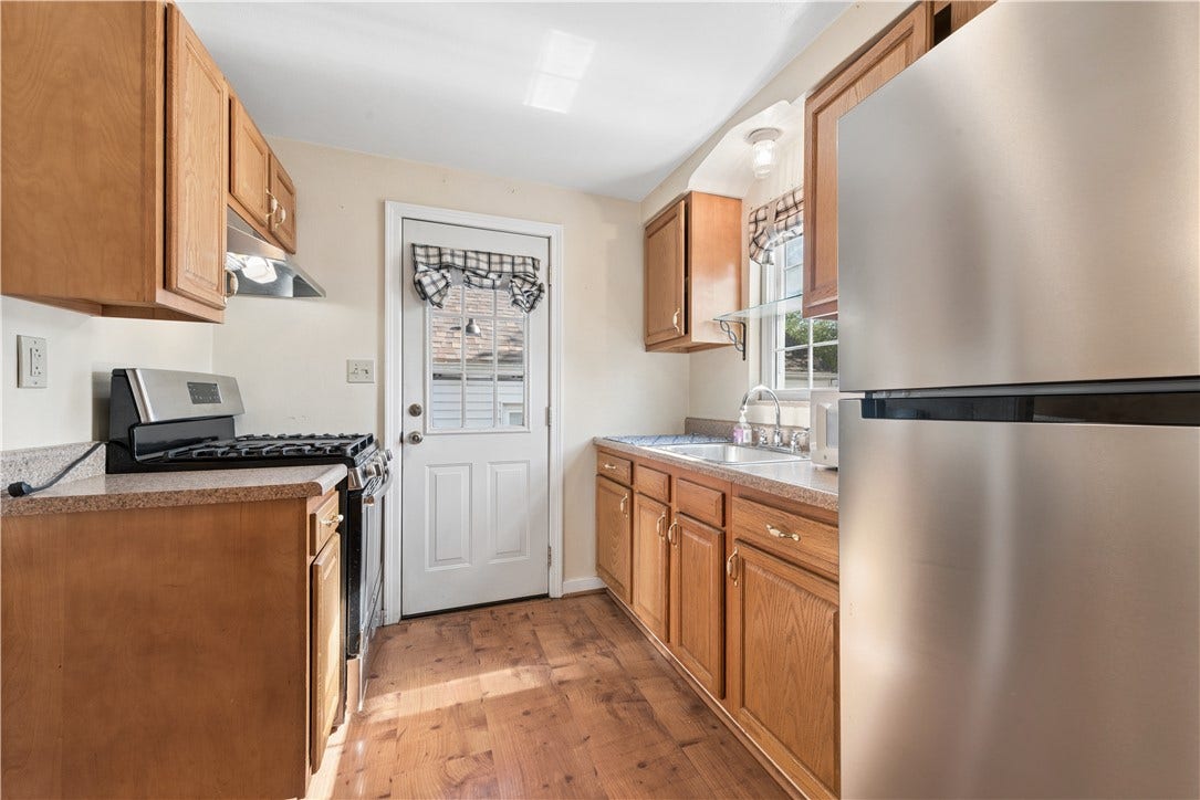 15 Mechling Way, Greensburg, PA 15601
