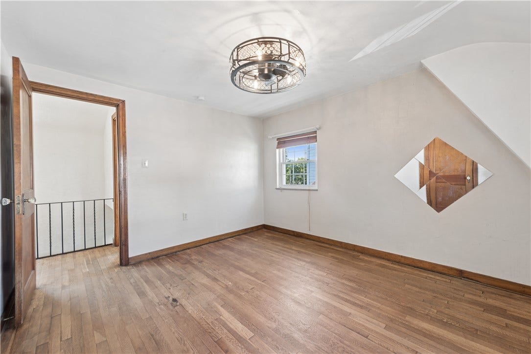 15 Mechling Way, Greensburg, PA 15601