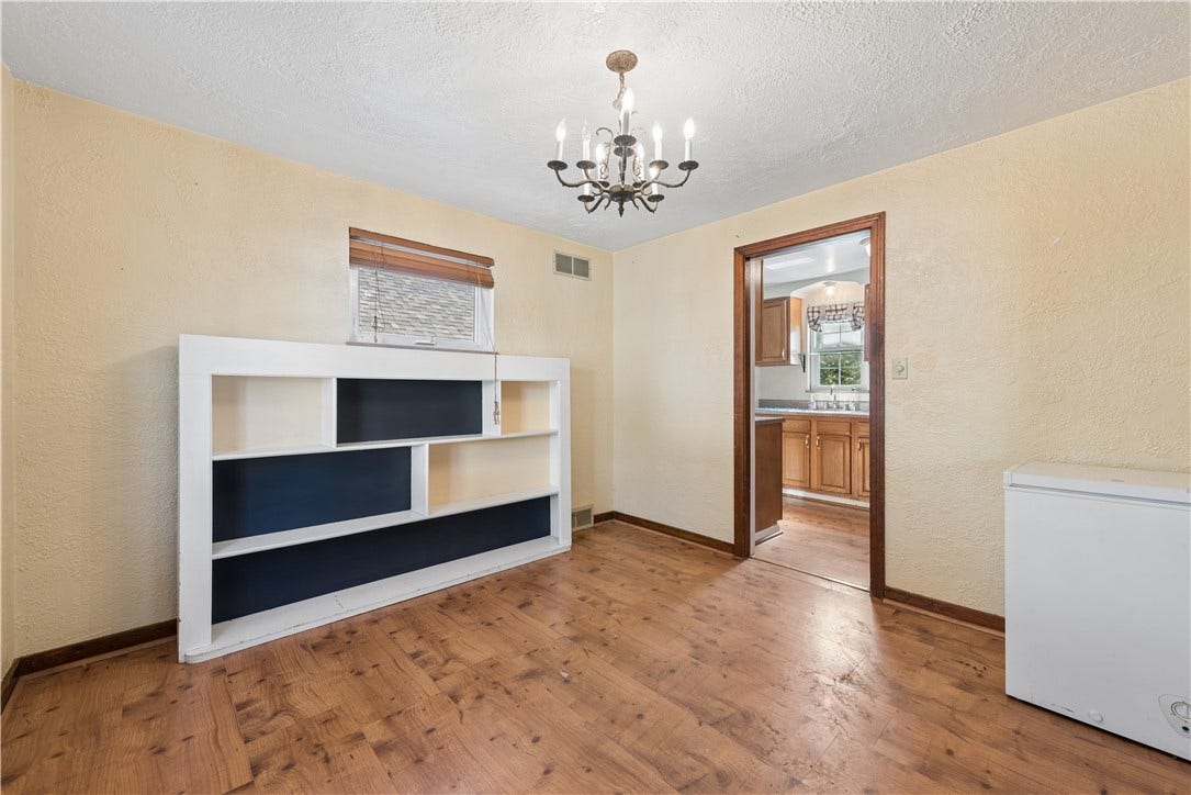 15 Mechling Way, Greensburg, PA 15601