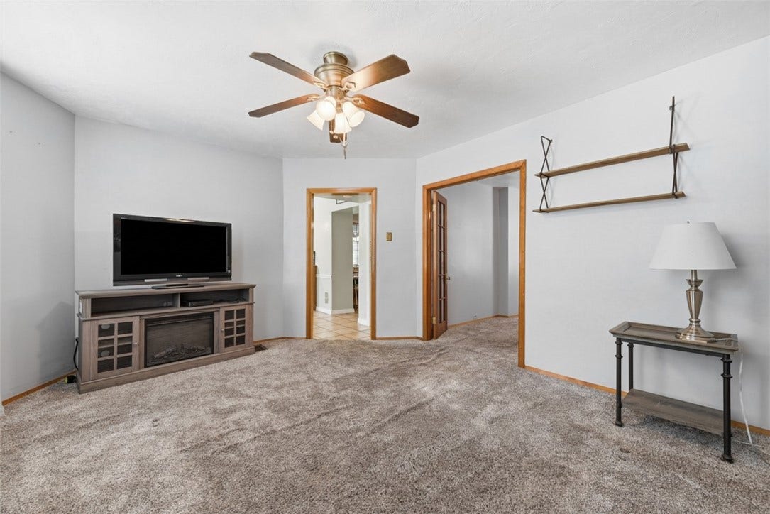 1715 Crosby Ave, Pittsburgh, PA 15216