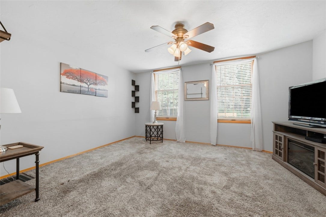 1715 Crosby Ave, Pittsburgh, PA 15216