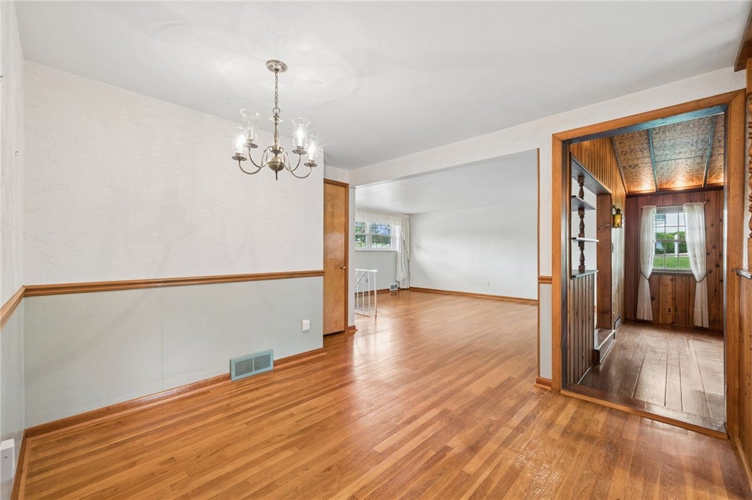 511 Newport Drive, Greensburg, PA 15601
