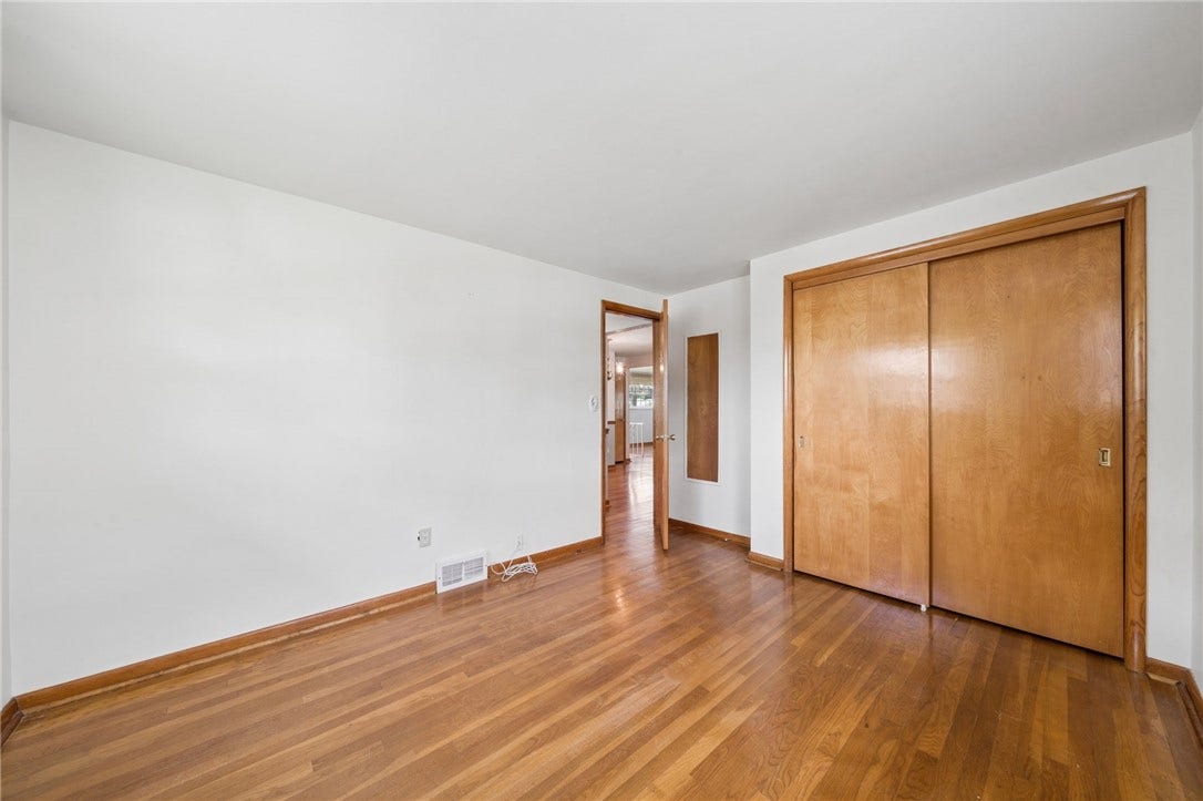 511 Newport Drive, Greensburg, PA 15601