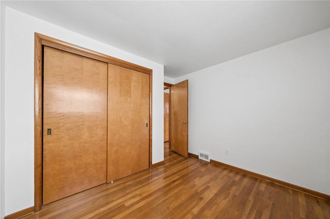 511 Newport Drive, Greensburg, PA 15601