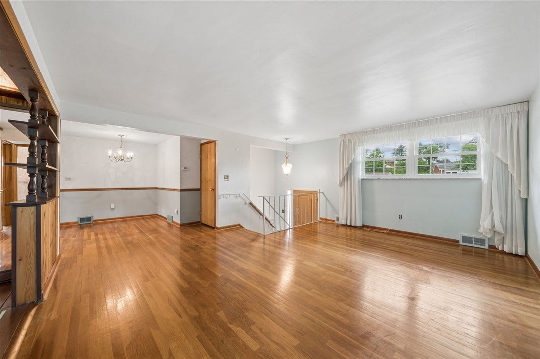 511 Newport Drive, Greensburg, PA 15601