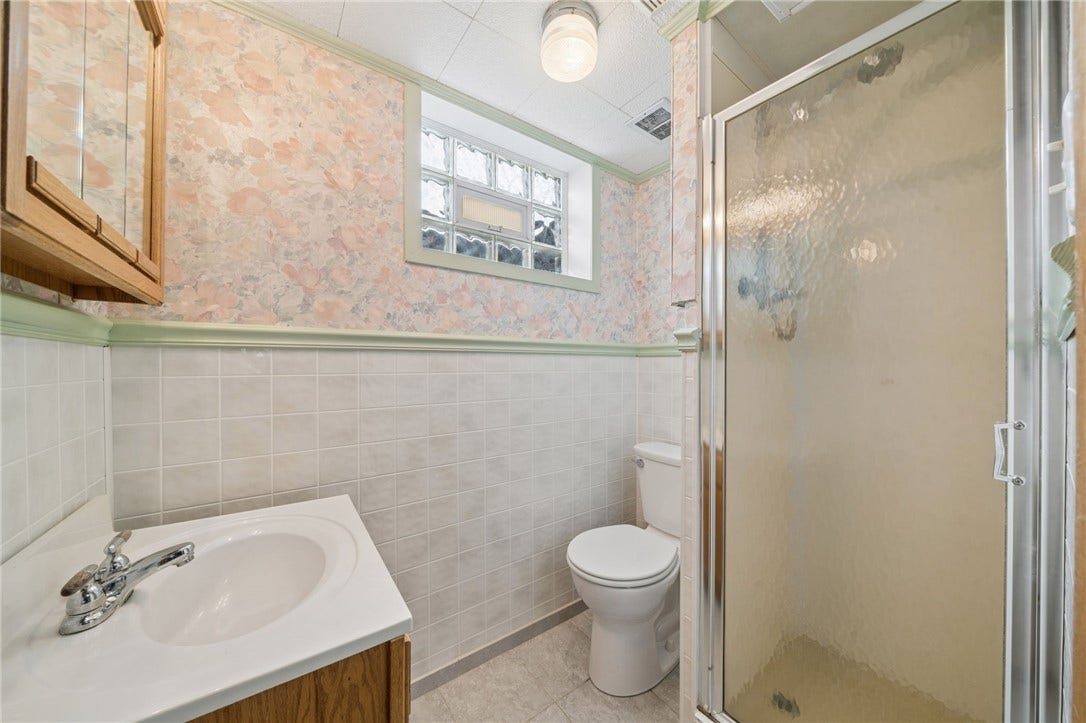 511 Newport Drive, Greensburg, PA 15601