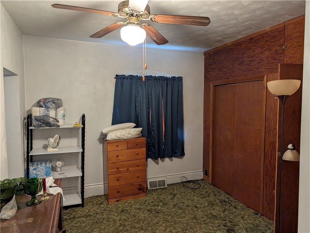 3506 KINGS HILL RD, Connellsville, PA 15425