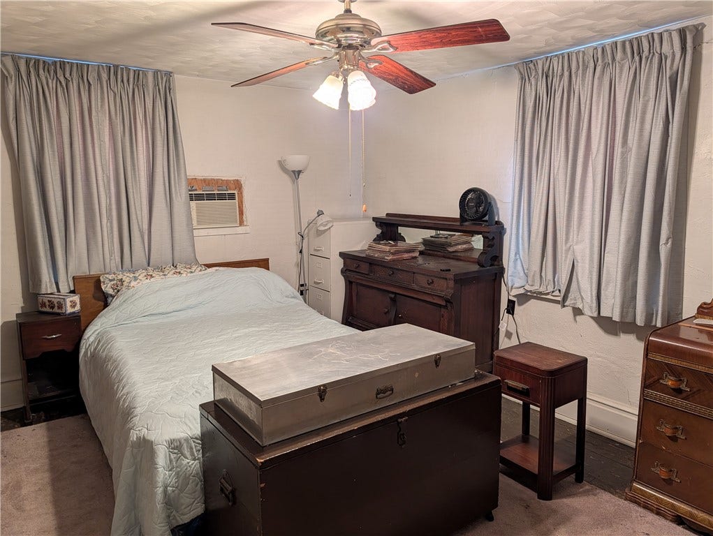 3506 KINGS HILL RD, Connellsville, PA 15425