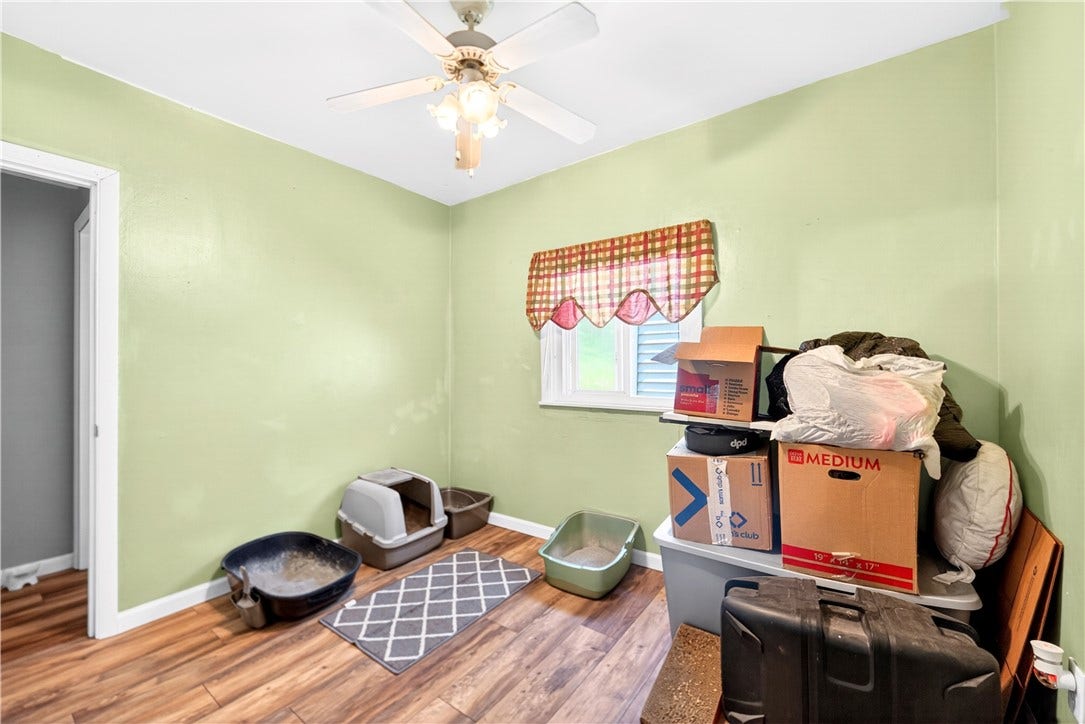 10 Elizabeth St, Washington, PA 15301