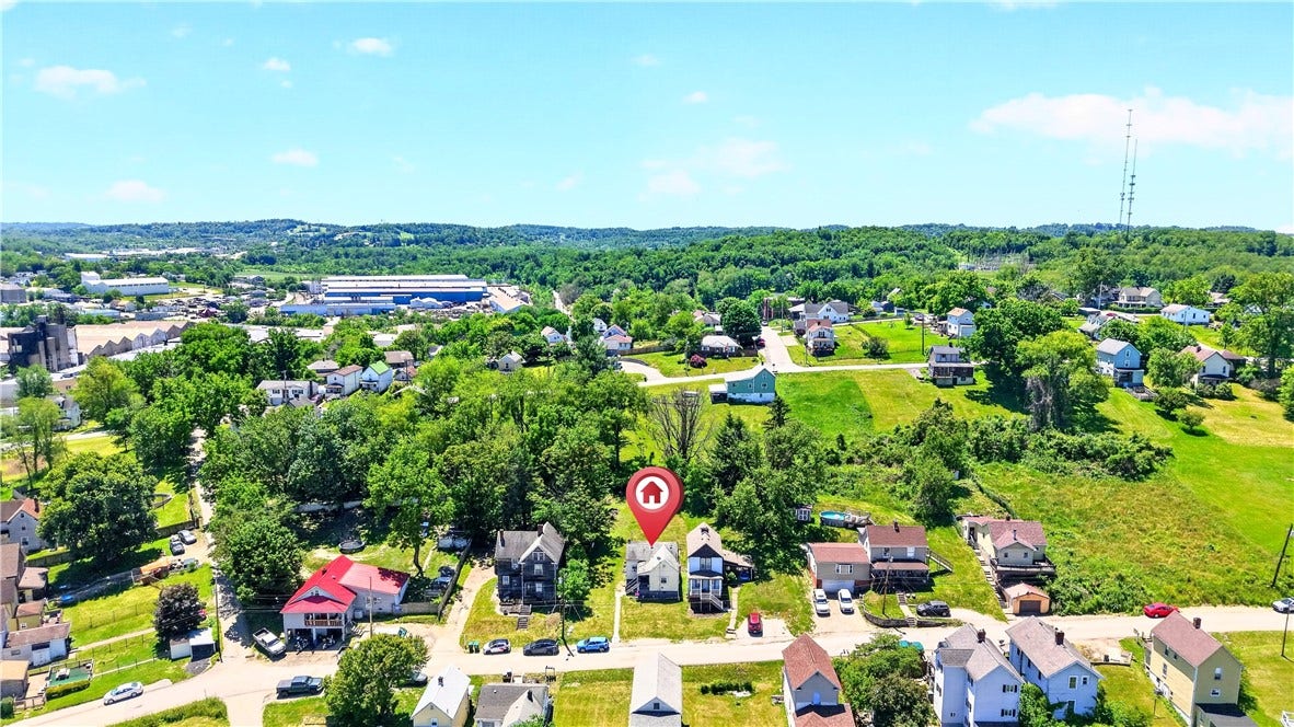 10 Elizabeth St, Washington, PA 15301